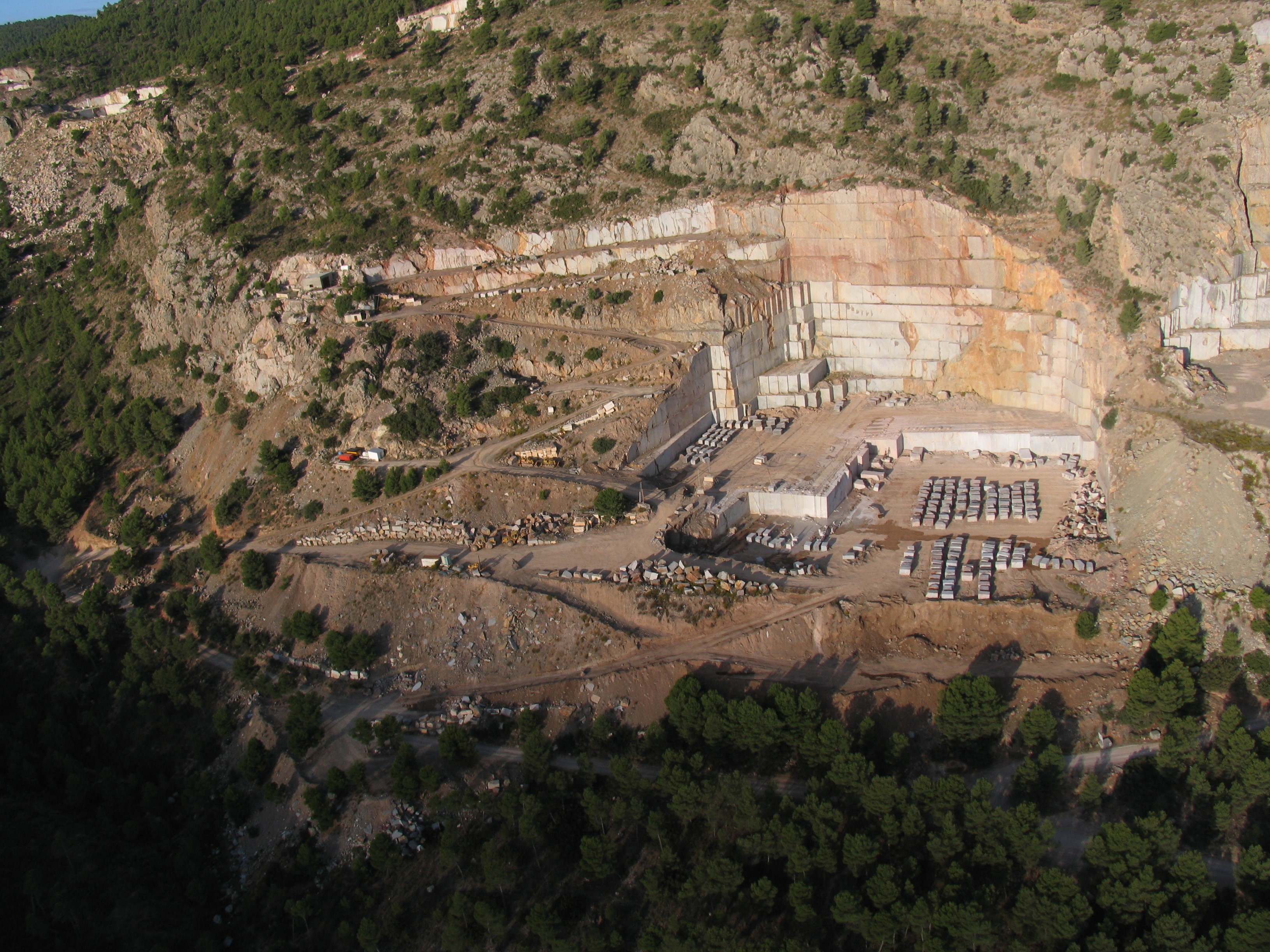 Rojo Sultan – Rojo Cehegin Quarry